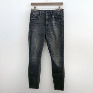 MOTHER Denim The Looker Ankle Fray in Stargazing Size 27